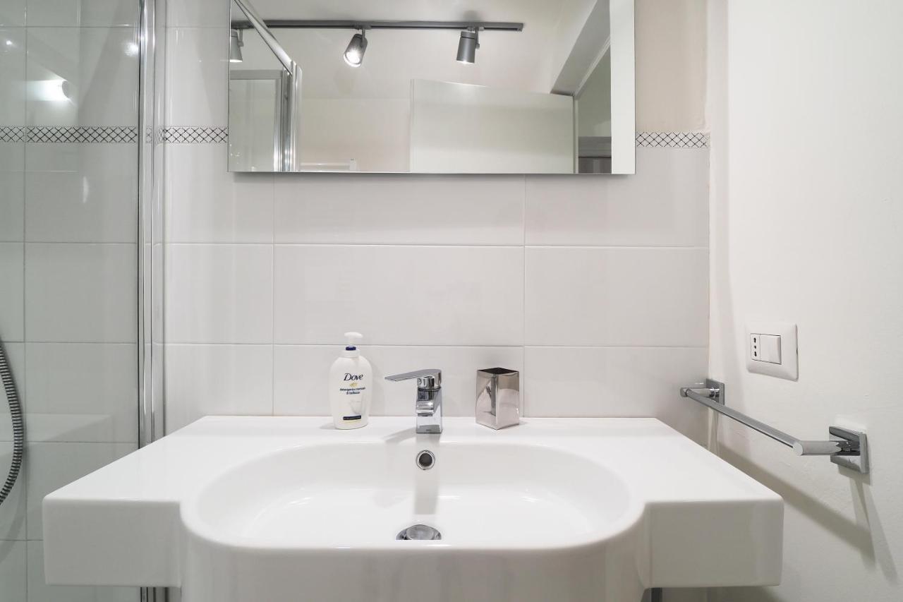 Primopiano - Gluck Apartman Milánó Kültér fotó