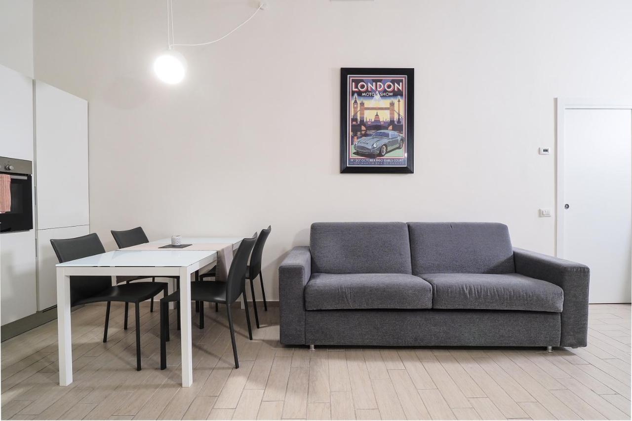 Primopiano - Gluck Apartman Milánó Kültér fotó